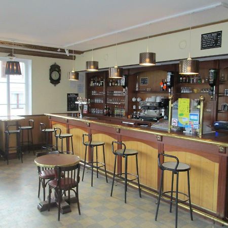 Отель L'Esperance Givry-en-Argonne Экстерьер фото